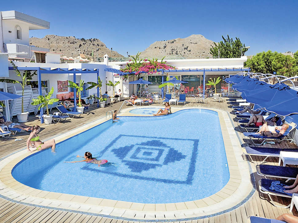 Een foto van het zwembad bij Kolymbia Bay Art Hotel