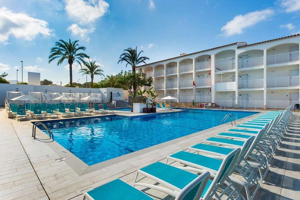 Ein Foto Hotel Vibra Cala Tarida