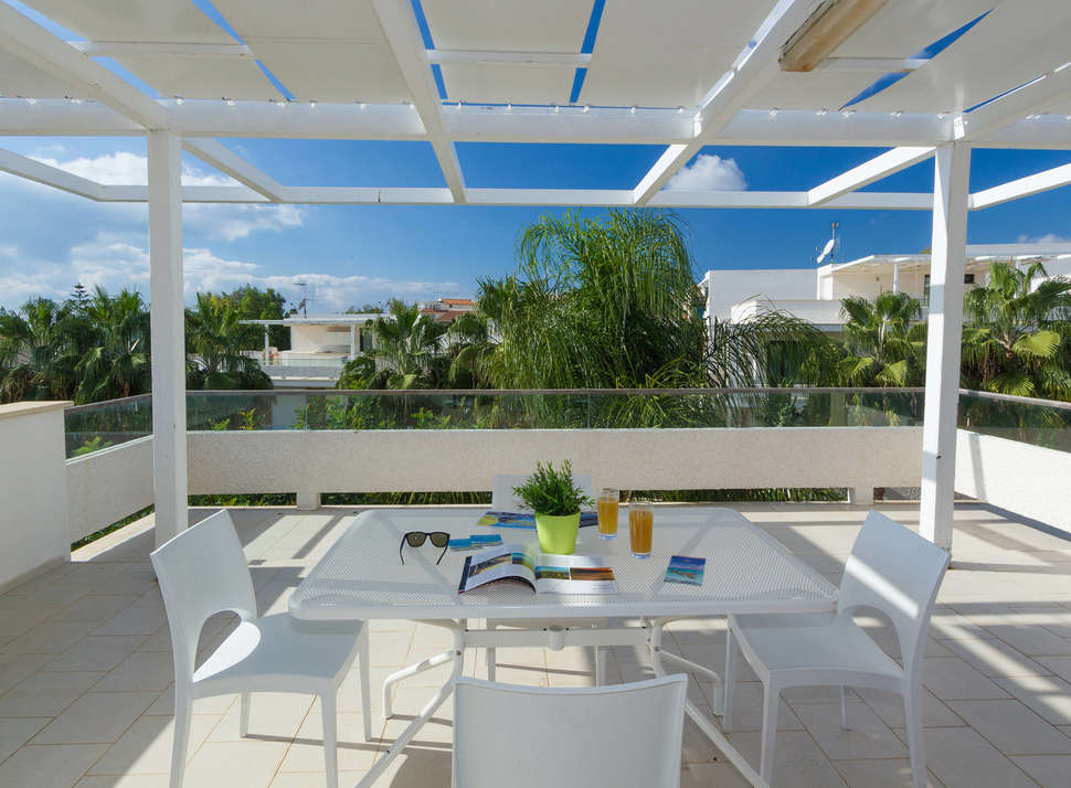 Een foto van het terras bij Kamena Residence