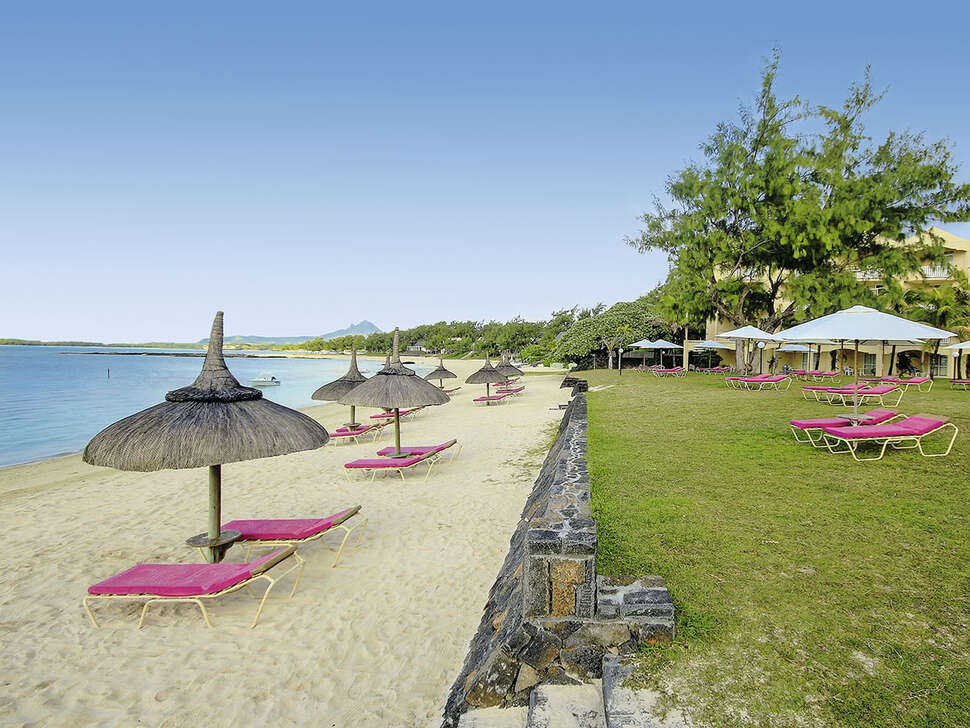 Een foto van het strand bij Silver Beach Hotel