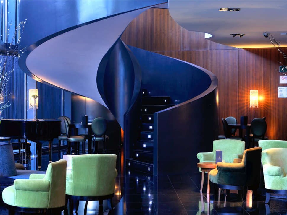 Een foto van het interieur van Eurostars Madrid Tower Hotel