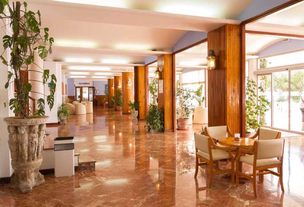 Ein Foto vom Innenbereich im Hotel Riomar