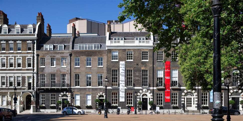 Ein Foto Morton Hotel
