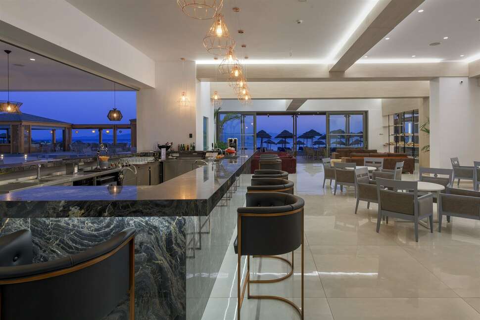Een foto van de faciliteiten bij Avra Beach Resort Hotel & Bungalows