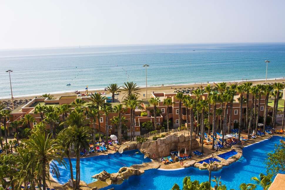 Een foto van de buitenkant van Hotel Playacapricho
