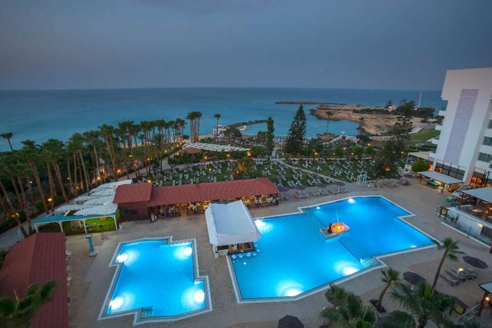 Een foto van Cavo Maris Beach Hotel