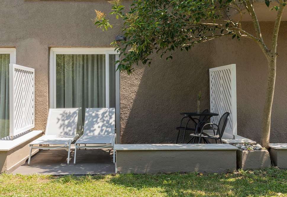 Een foto van het terras bij Dion Palace Beauty & Spa Resort