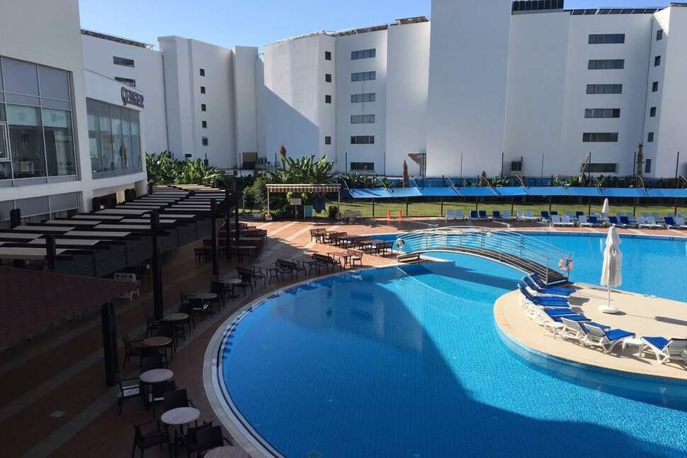 Ein Foto Hotel Cenger Beach Resort & Spa