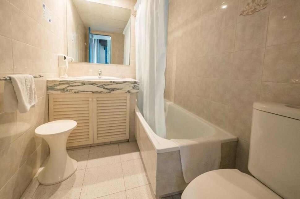 Een foto van Checkin Garbi Hotel
