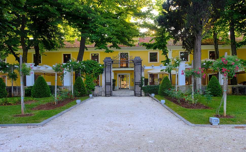 Een foto van de buitenkant van Falkensteiner Hotel Adriana