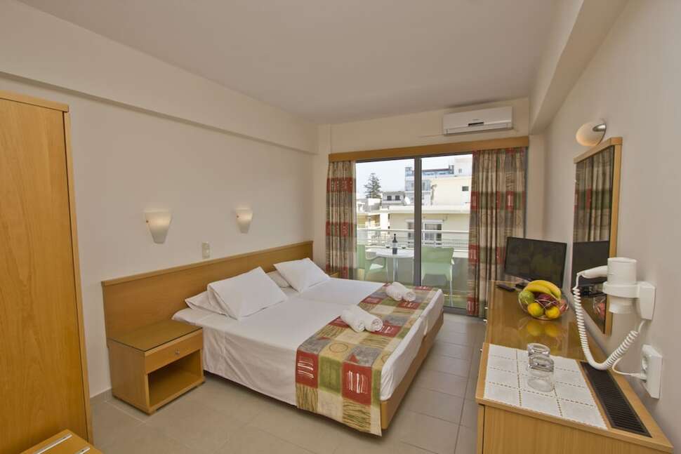 Ein Foto von einer Übersicht des Nafsika Hotel