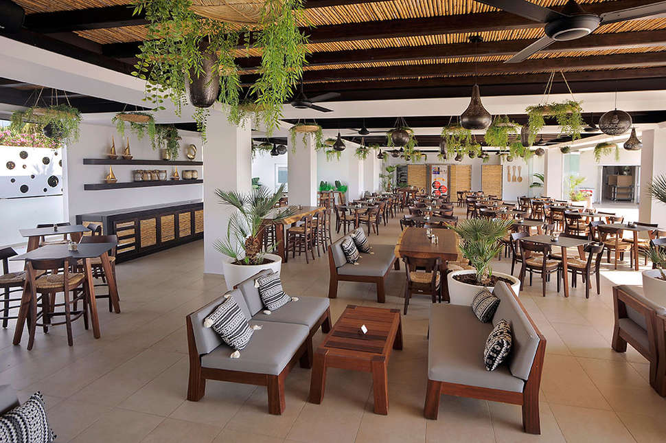 Ein Foto von den Einrichtungen im Hotel Nelia Beach