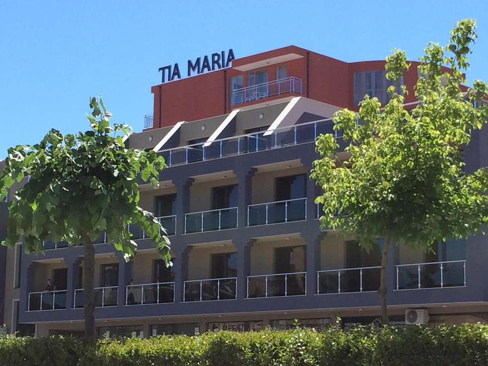 Een foto van de buitenkant van Hotel Tia Maria