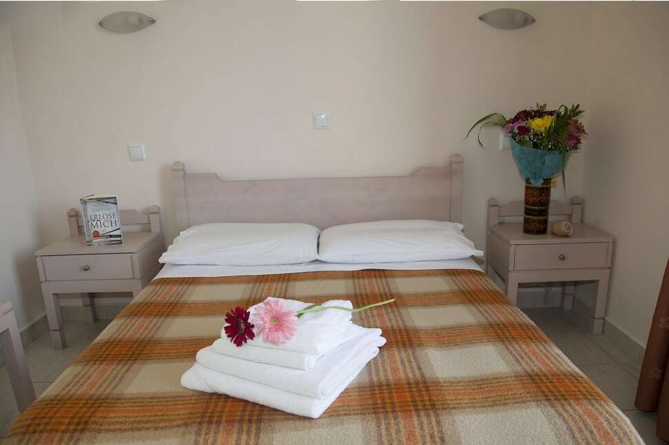 Een foto van Theonia Hotel