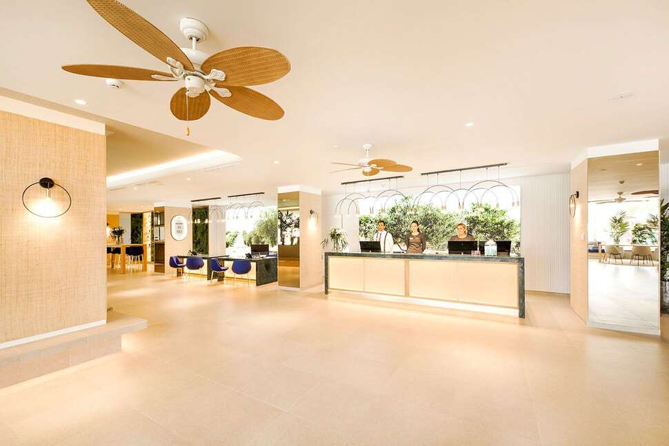 Een foto van het interieur van Fergus Style Tobago