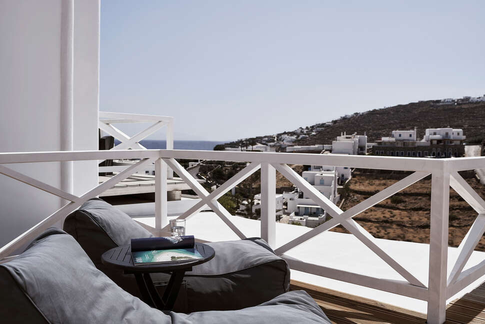 Een foto van Mr & Mrs White Mykonos