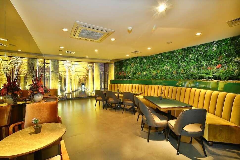 Een foto van All Seasons Hotel