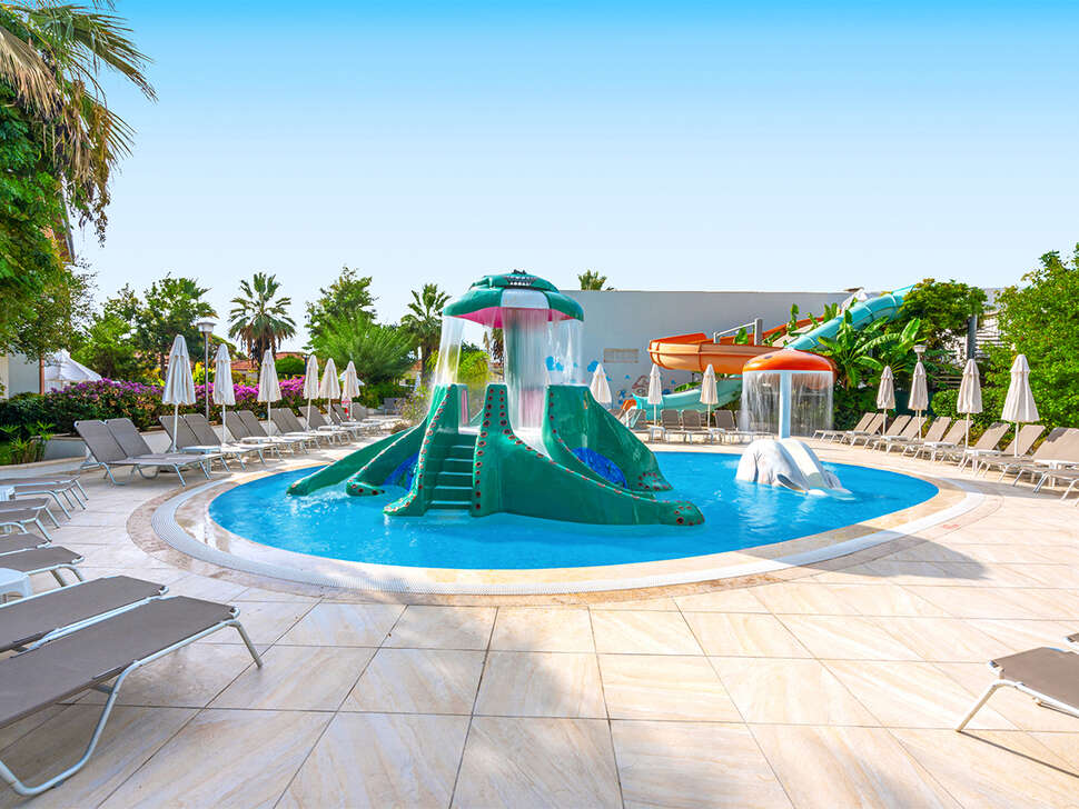 Een foto van Palm Wings Beach Resort Kusadasi