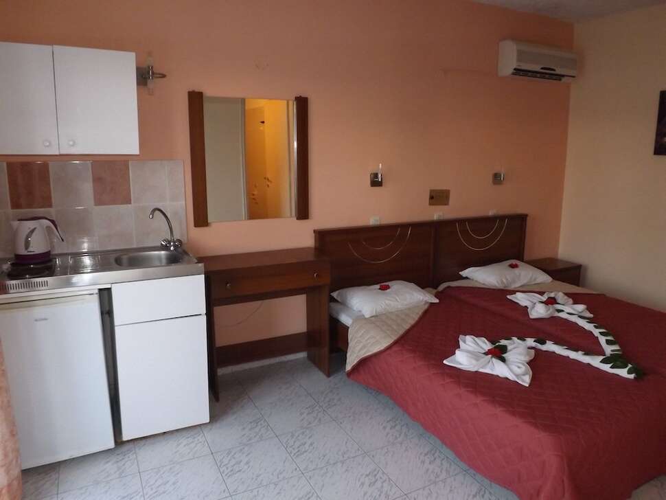 Een foto van Leonidas Hotel & Studios