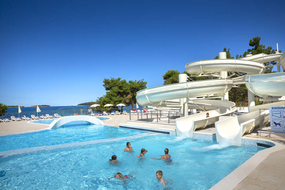 Een foto van het zwembad bij Resort Villas Rubin