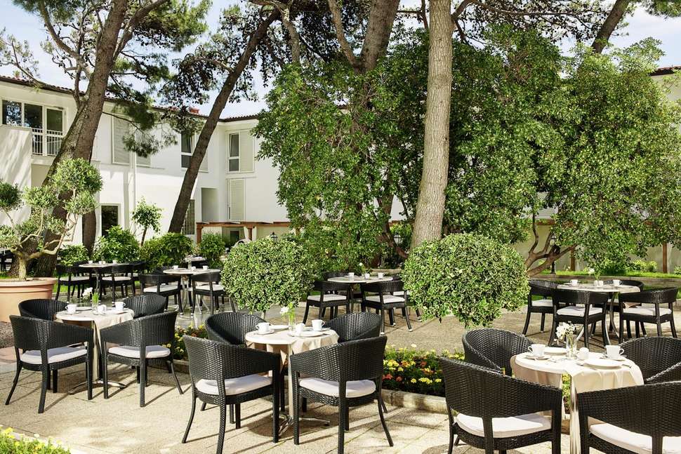 Ein Foto Valamar Sanfior Hotel & Casa