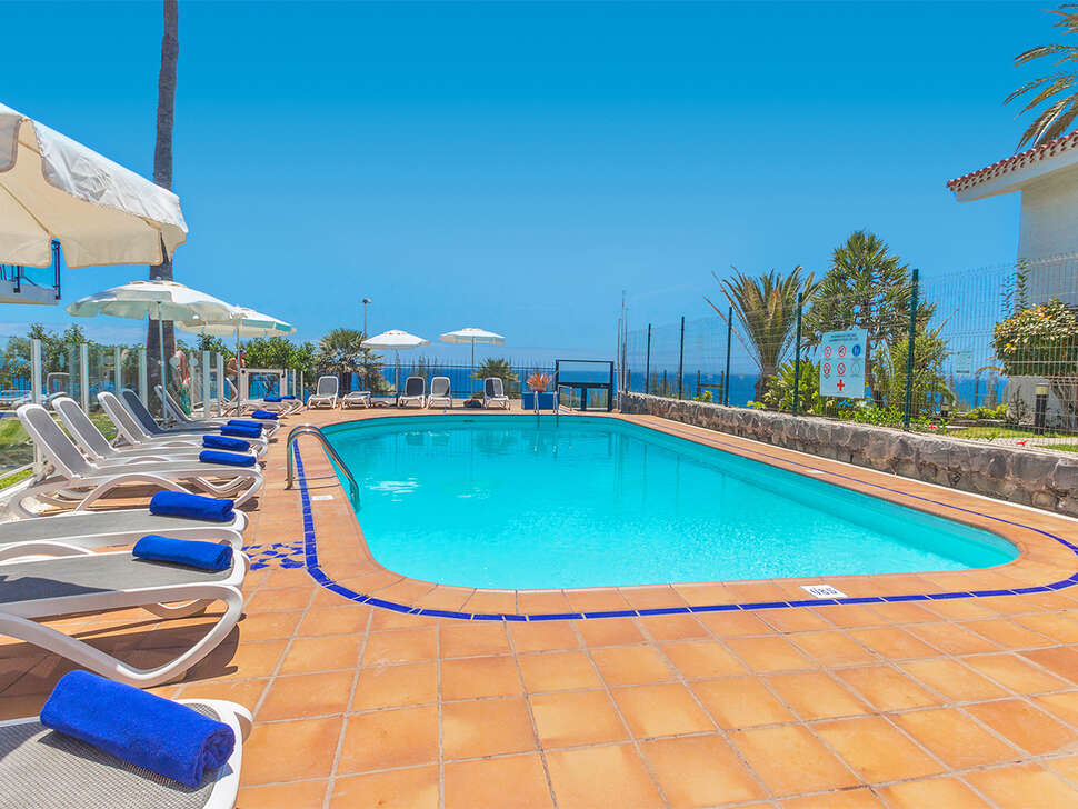 Ein Foto vom Pool im Apartments Los Caribes I