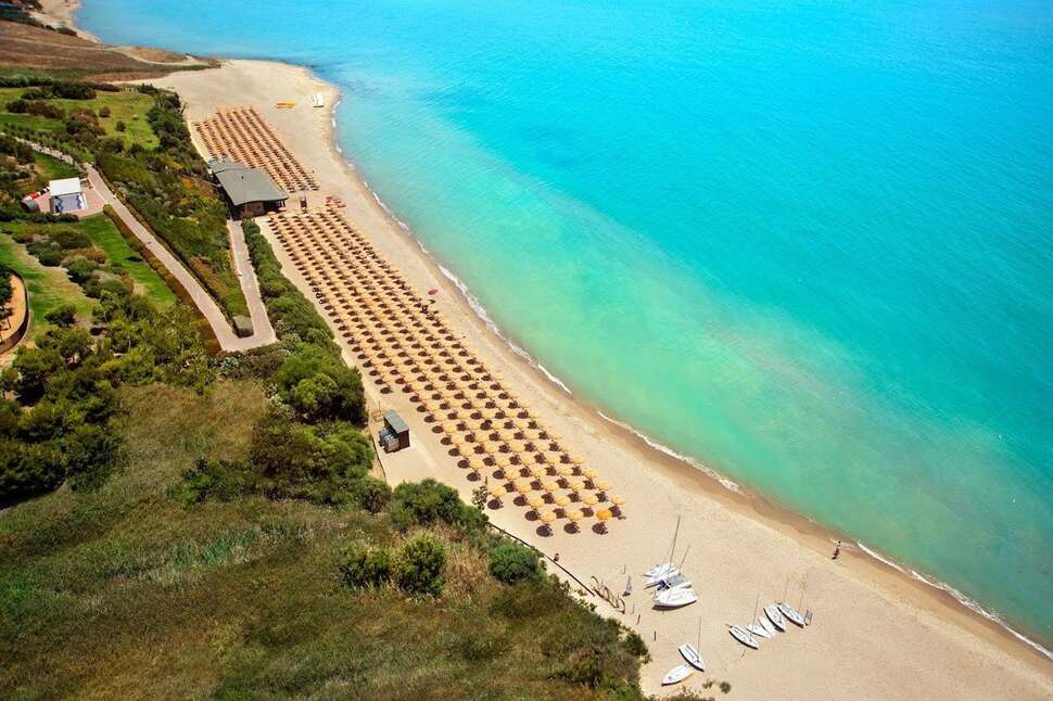 Een foto van Serenusa Resort