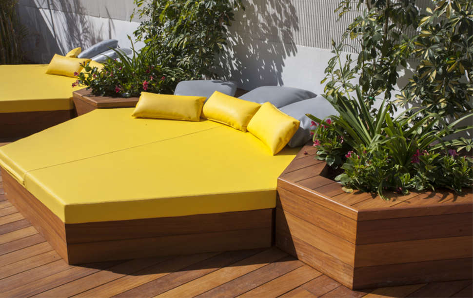 Een foto van het terras bij Vanilla Garden