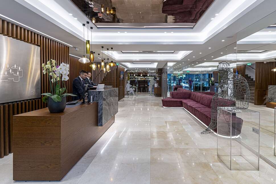 Een foto van Polis Grand Hotel