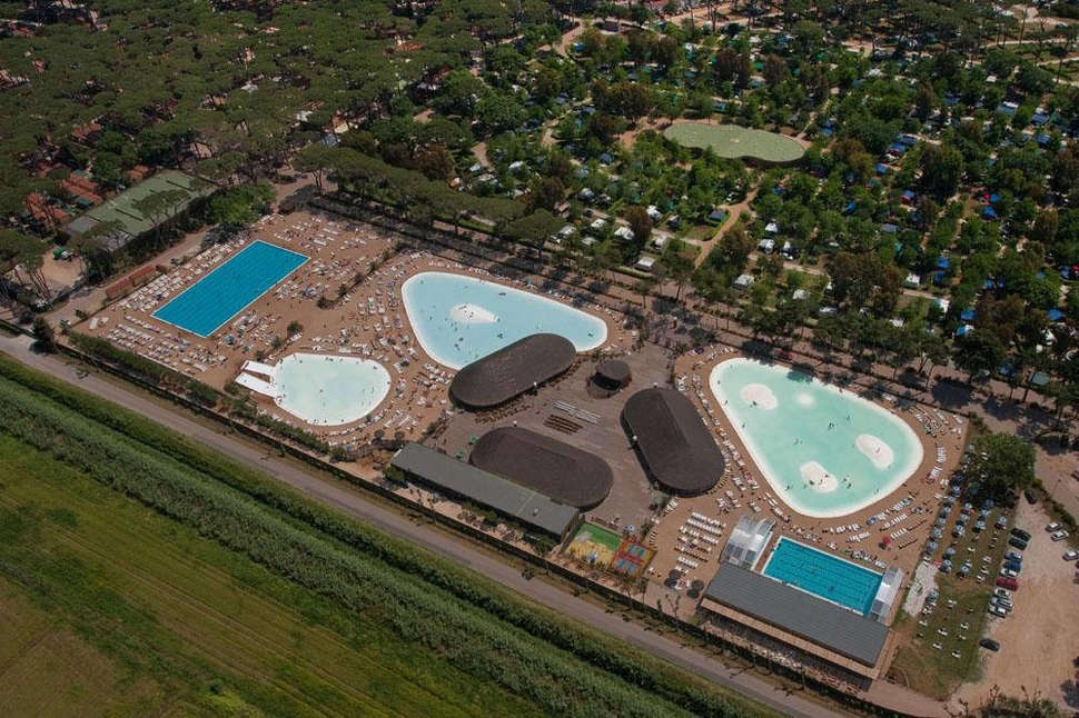 Een foto van het zwembad bij Camping Village Park Albatros
