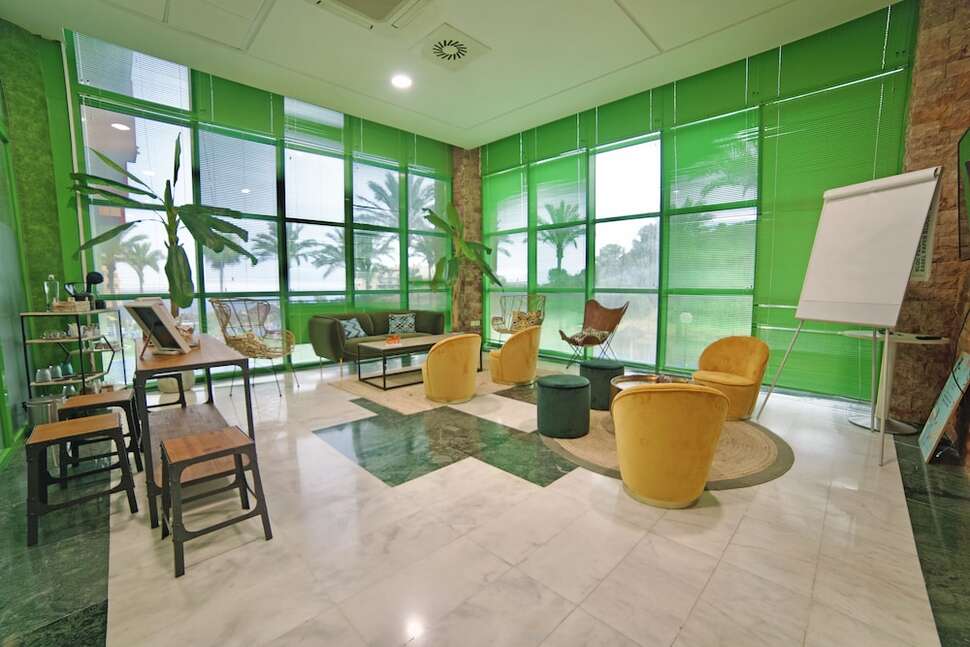 Een foto van Holiday World Riwo Hotel