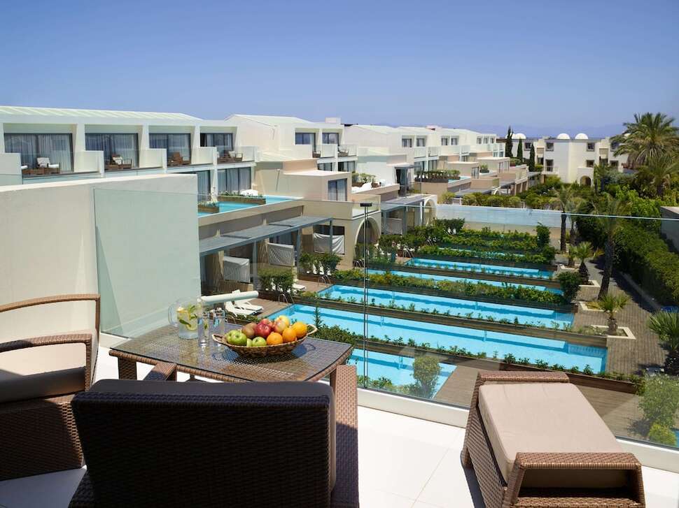 Ein Foto The Ixian Grand & All Suites