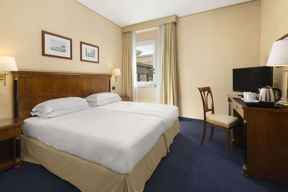 Ein Foto Ramada by Wyndham Naples