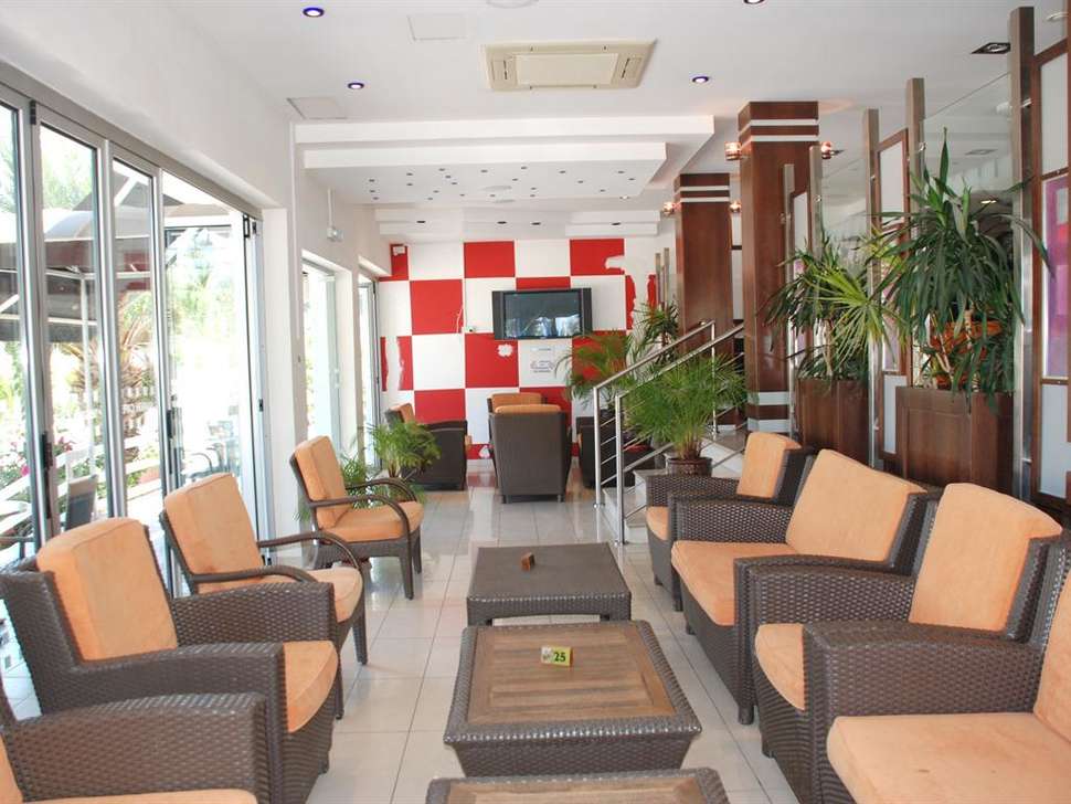 Een foto van het interieur van Marion Hotel