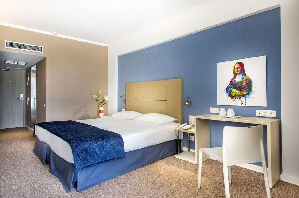 Ein Foto Hotel Alexandros