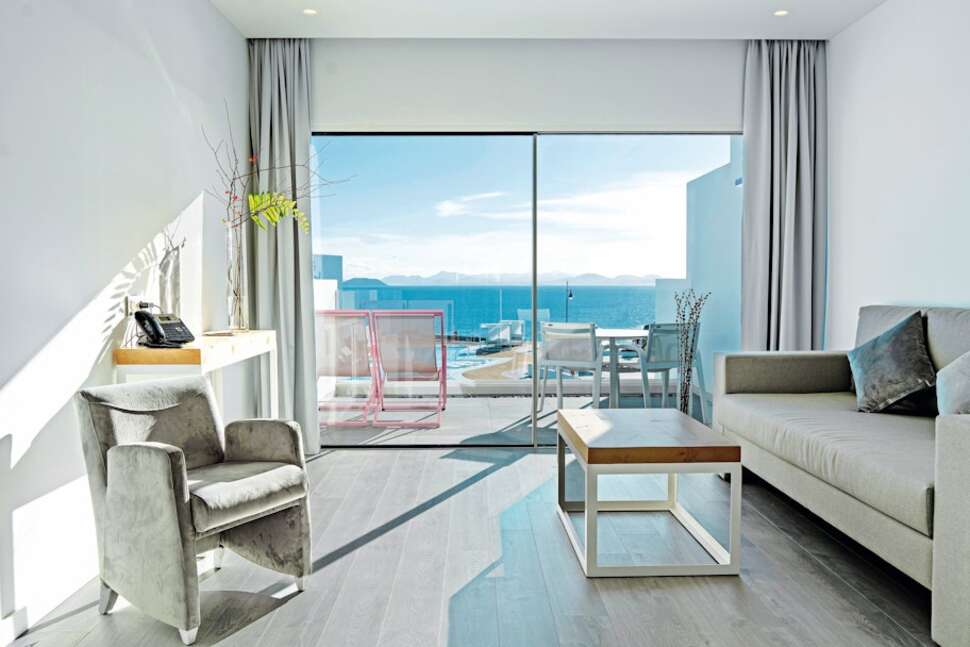 Een foto van CalaLanzarote Suites Hotel