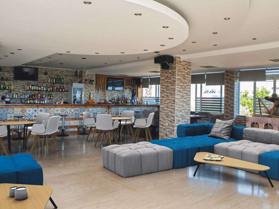 Een foto van de faciliteiten bij Sunny Days Hotel & Appartementen