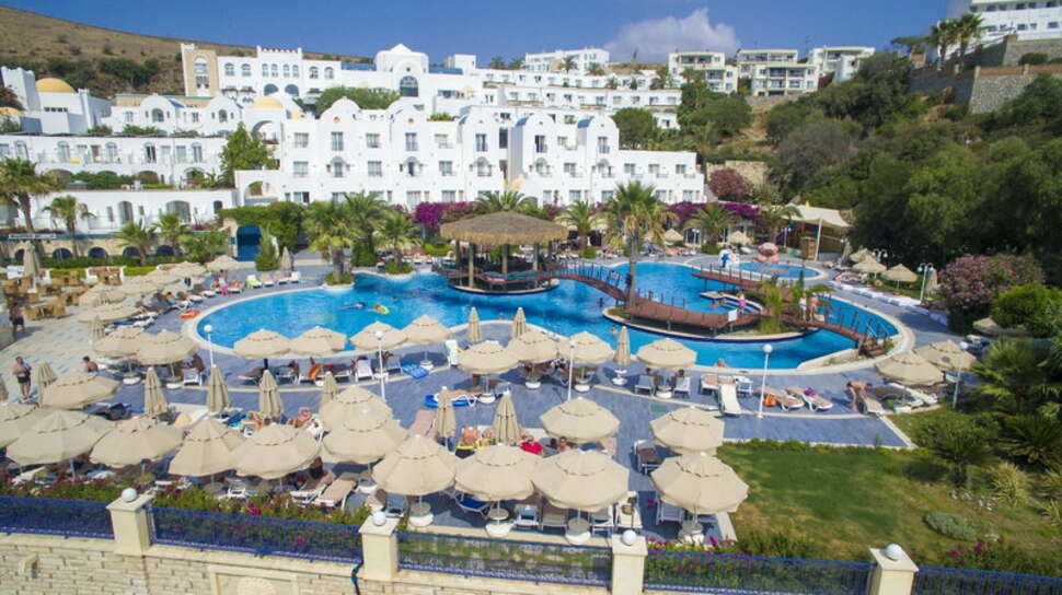 Een foto van een overzicht van Salmakis Resort & Spa