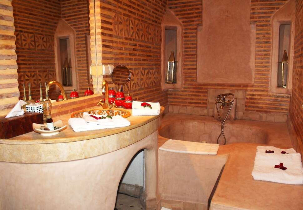 Ein Foto Riad Alida