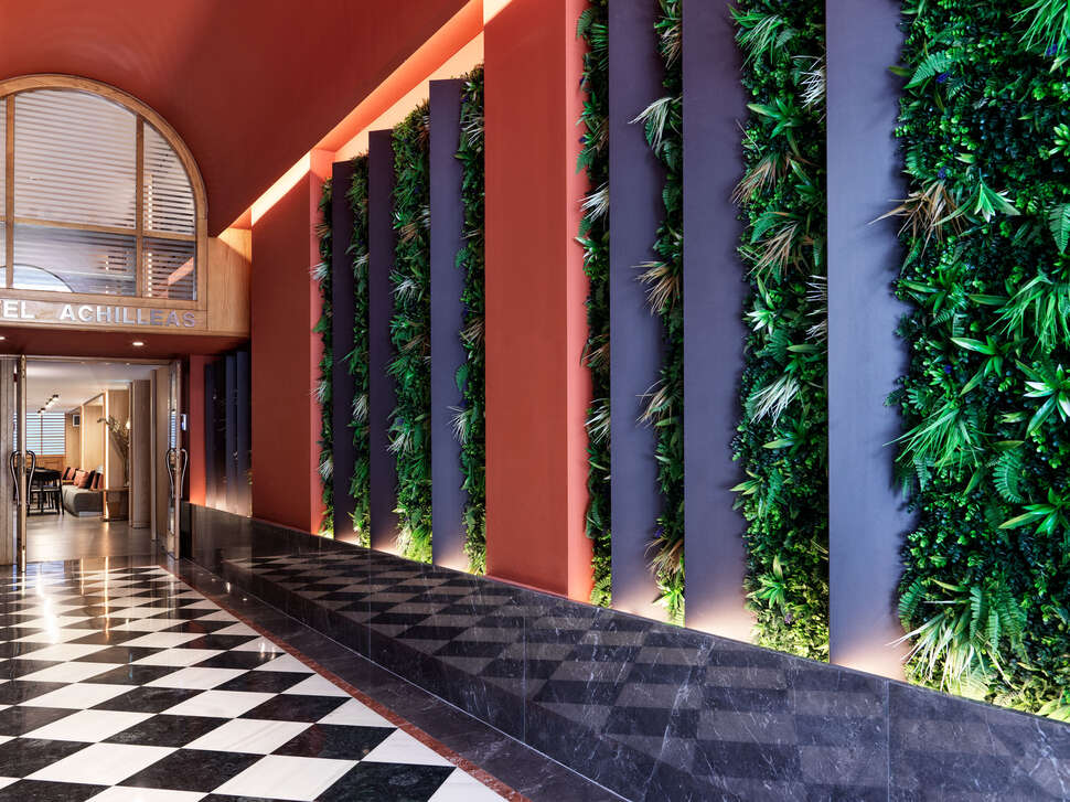 Een foto van het interieur van Achilleas Hotel