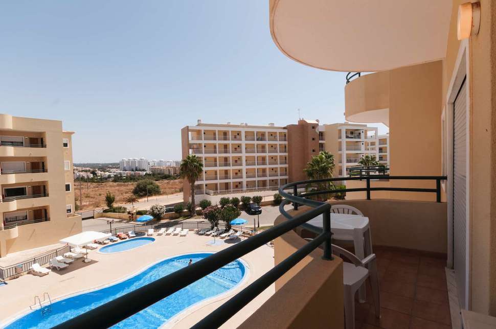 Een foto van Plaza Real Aparthotel