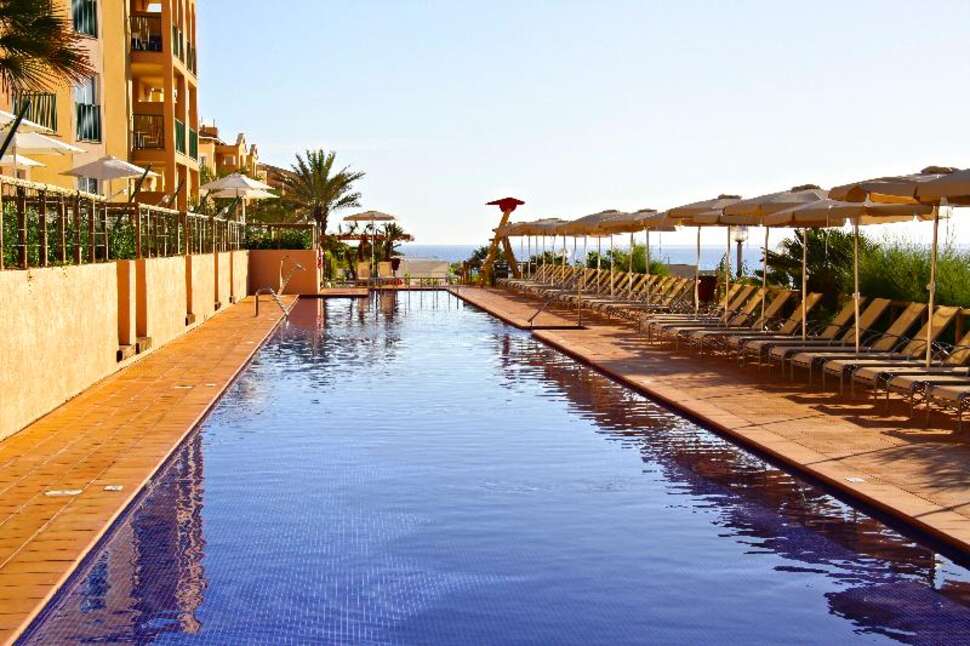 Een foto van Hotel Zafiro Cala Mesquida