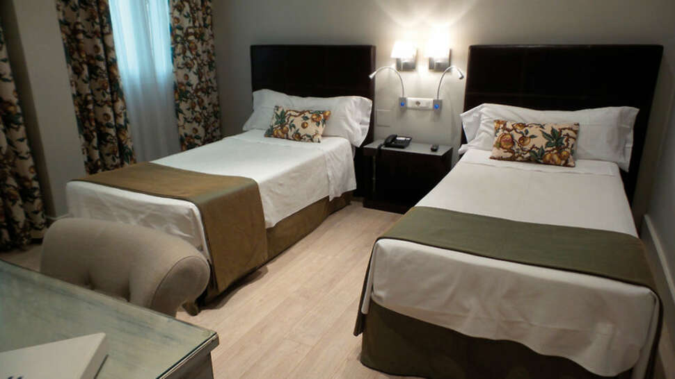 Ein Foto Hotel Moderno