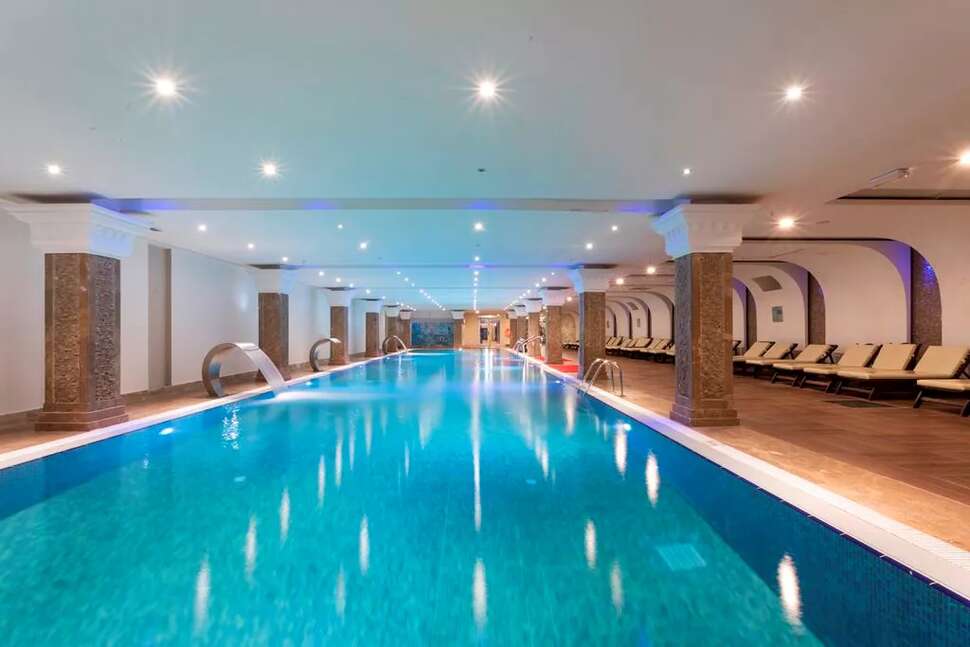 Een foto van het zwembad bij Orange County Kemer Resort Hotel