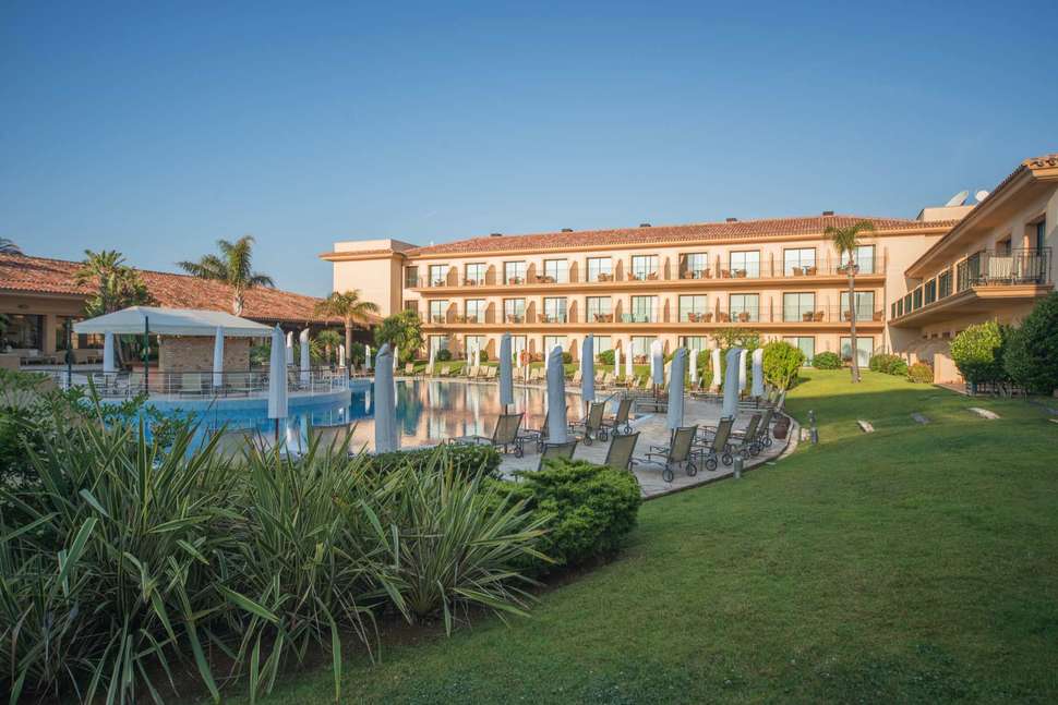 Een foto van het zwembad bij La Quinta Menorca by Portblue Boutique