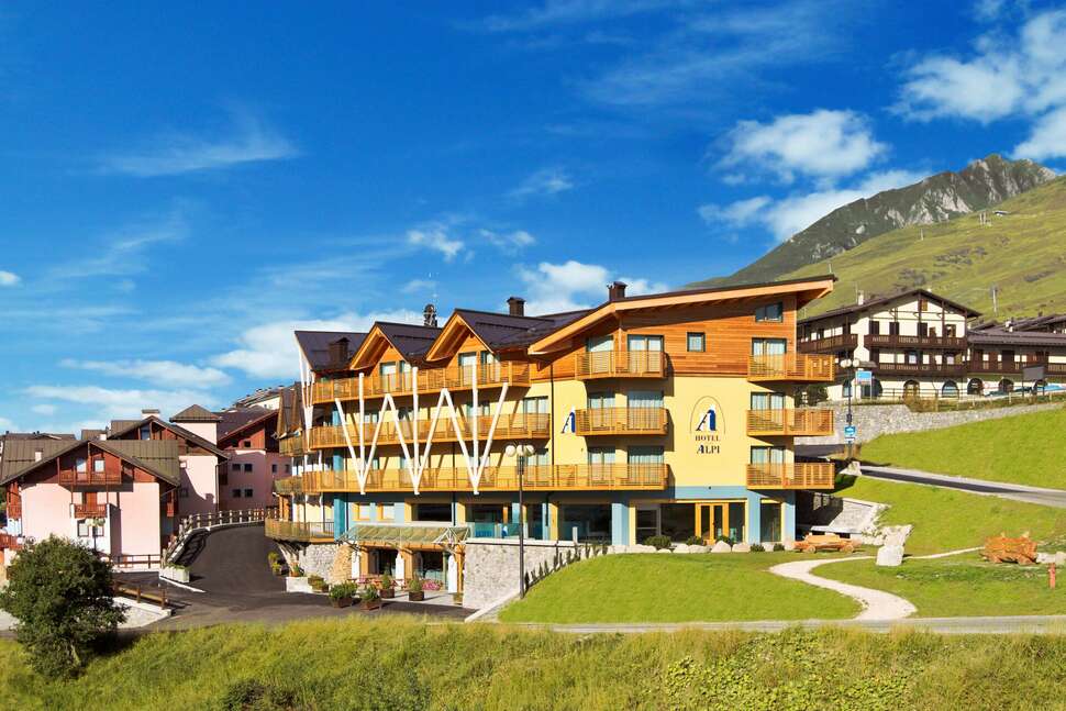 Een foto van een overzicht van Hotel Delle Alpi