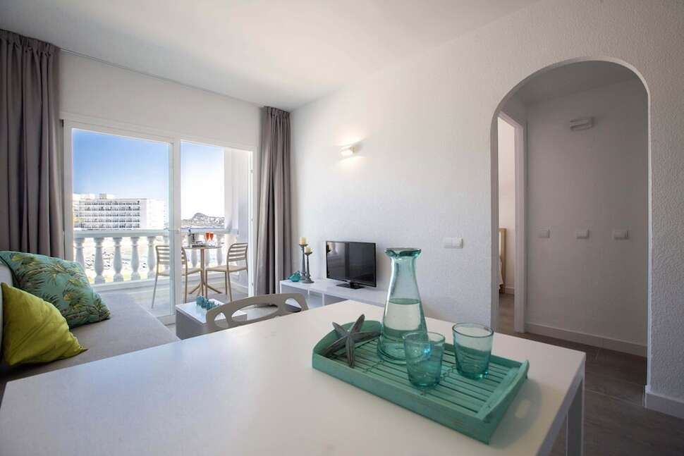 Een foto van Endlss Beach & Disco Hotel Ibiza