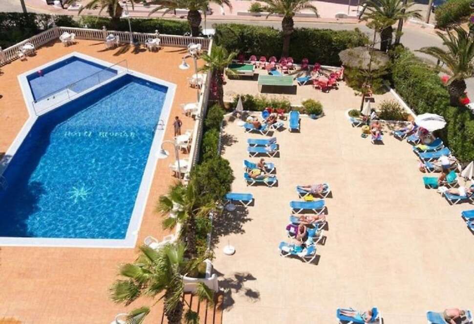 Ein Foto vom Pool im Hotel Riomar