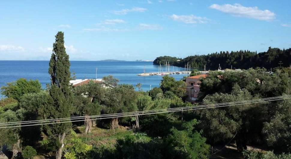 Ein Foto von der Außenansicht des Ipsos Beach Hotel