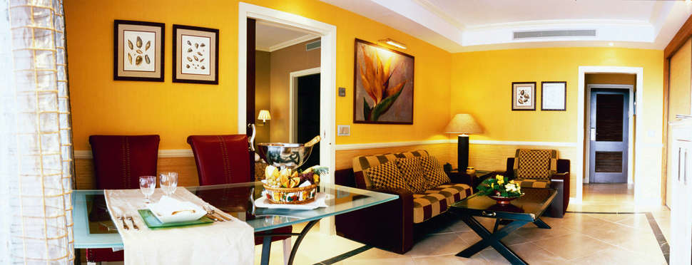 Een foto van het interieur van Gran Hotel Guadalpin Banus